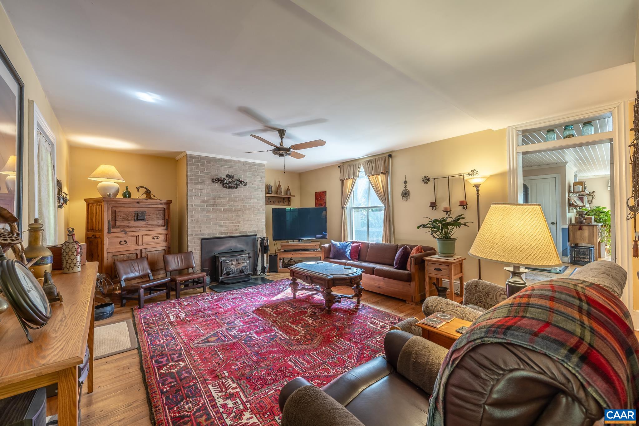 577 ADVANCE MILLS RD