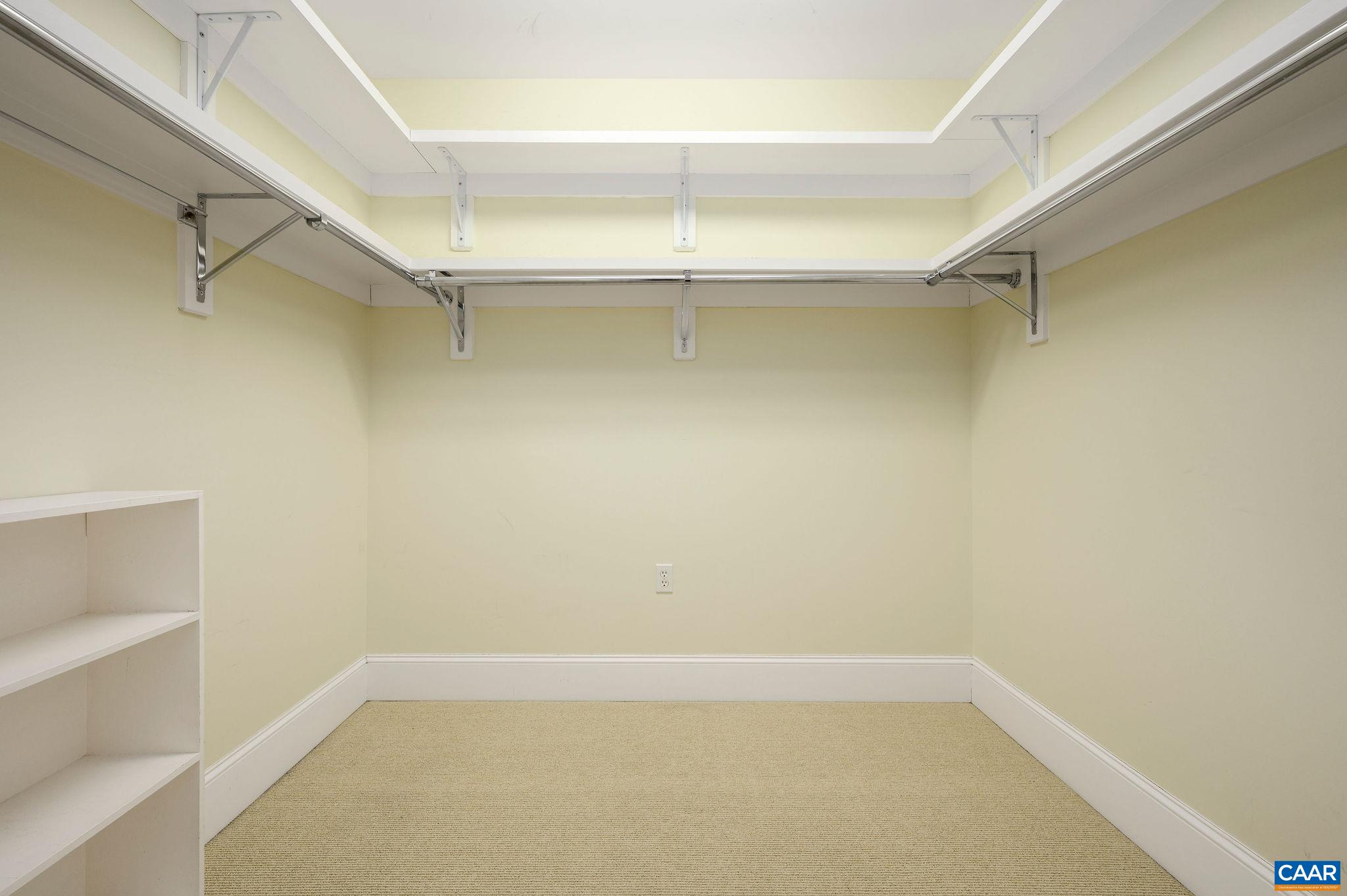 210 NE 10TH ST Unit: 403