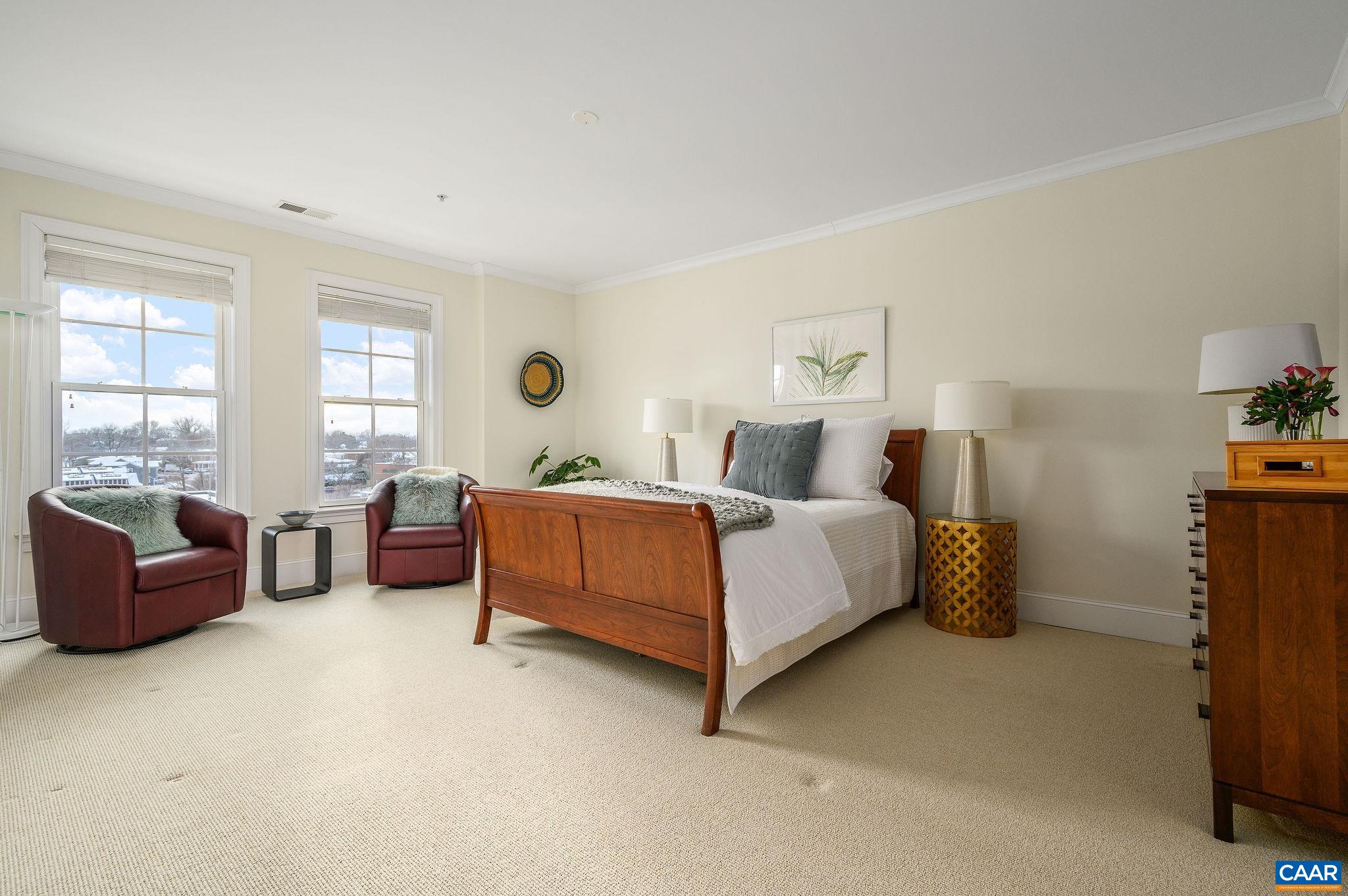 210 NE 10TH ST Unit: 403