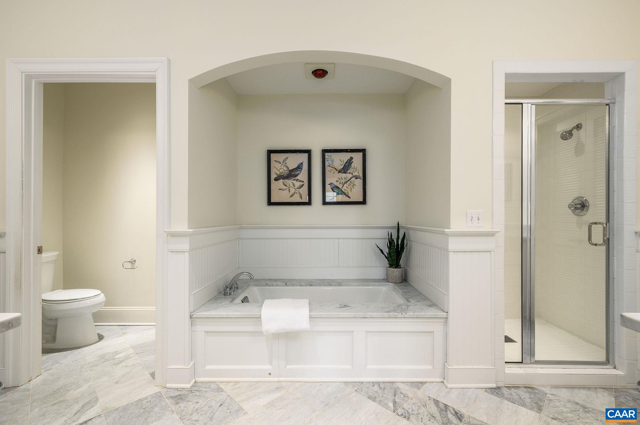 210 NE 10TH ST Unit: 403