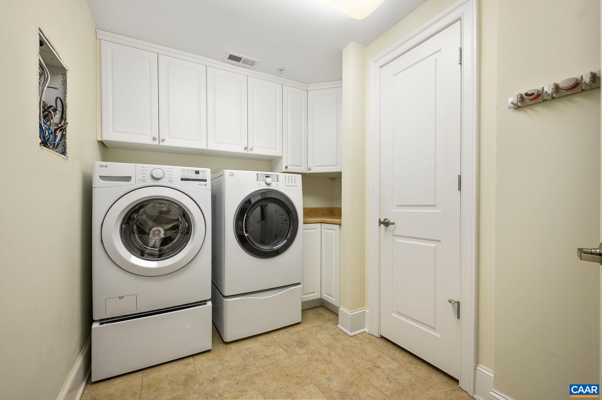 210 NE 10TH ST Unit: 403