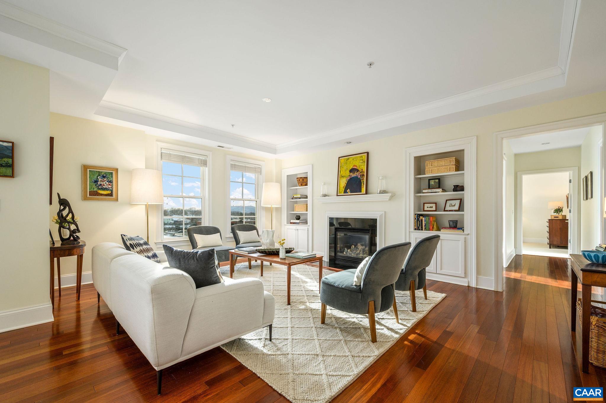 210 NE 10TH ST Unit: 403