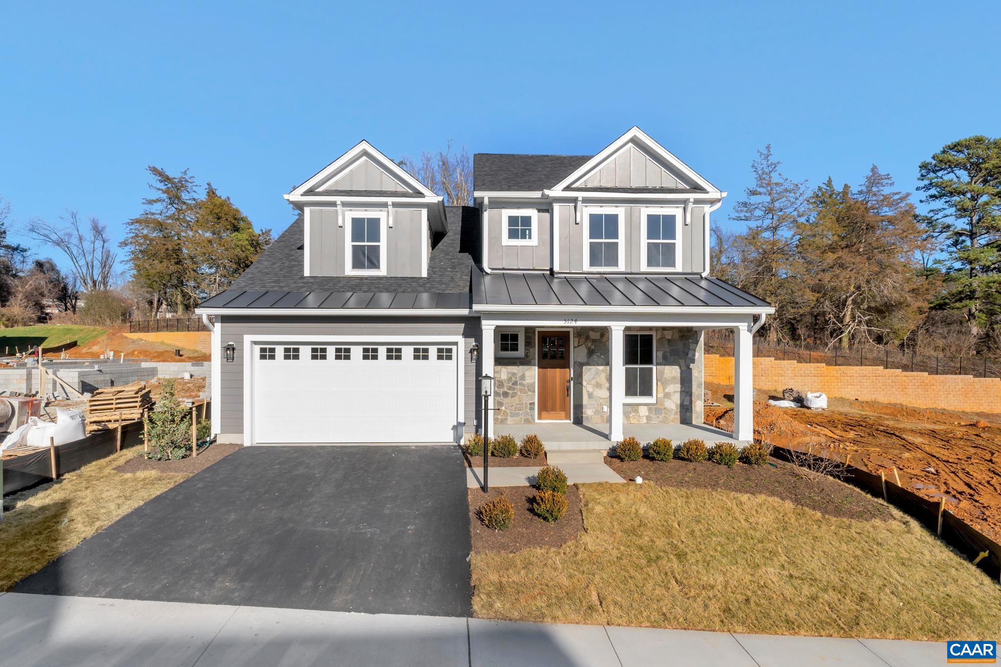 2060 DUNWOOD DR