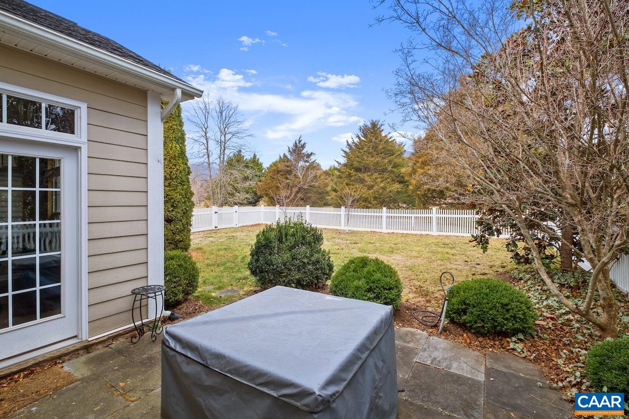 325 STONE ORCHARD DR