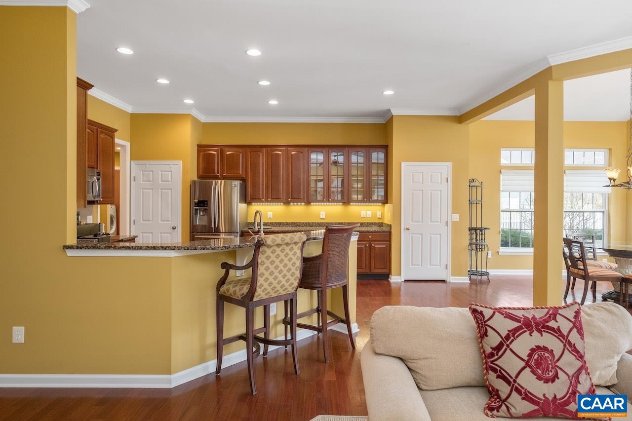 325 STONE ORCHARD DR