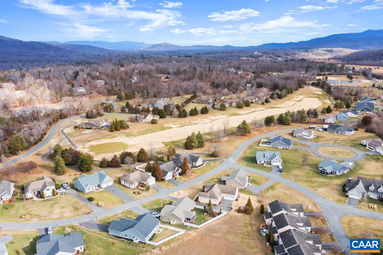 325 STONE ORCHARD DR