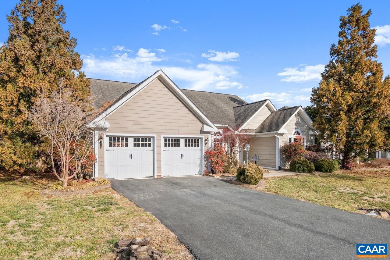 325 STONE ORCHARD DR