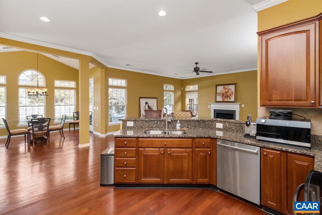 325 STONE ORCHARD DR