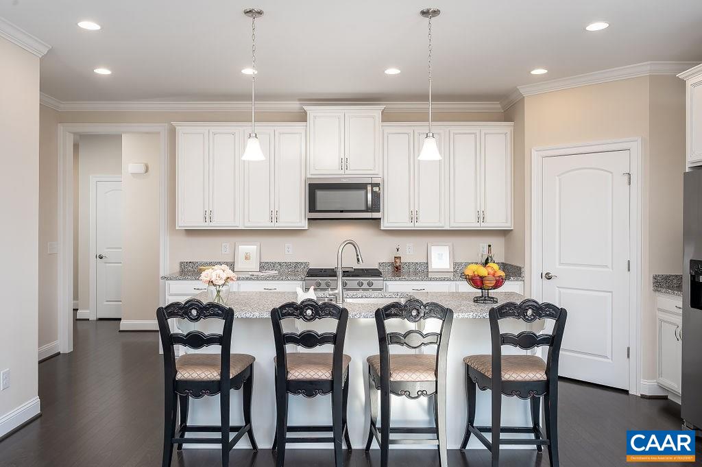 Lot 13 BARTHOLOMEW PL