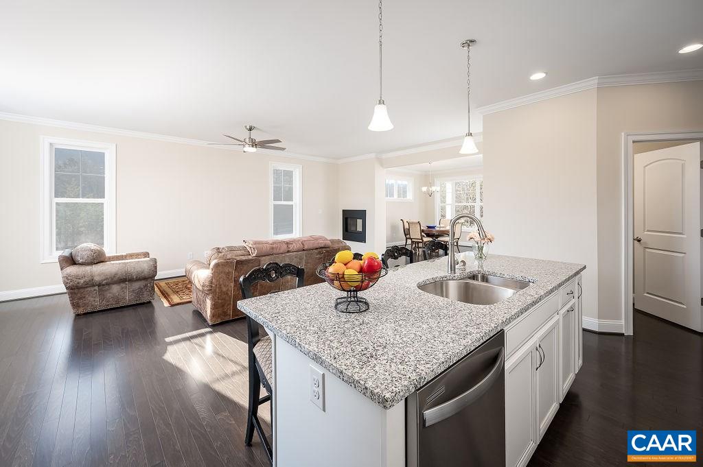 Lot 13 BARTHOLOMEW PL