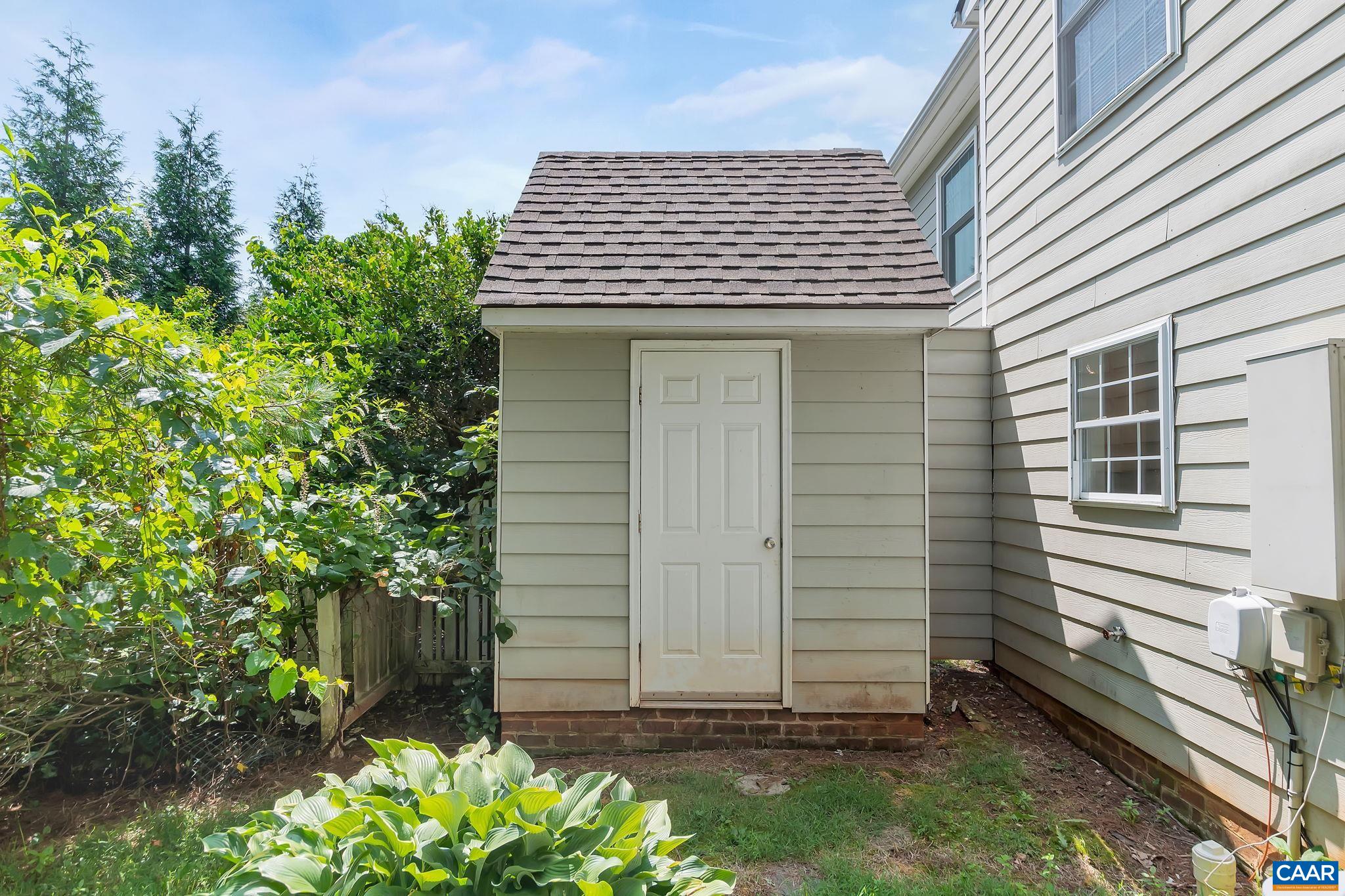 4750 CLOVER RIDGE CT
