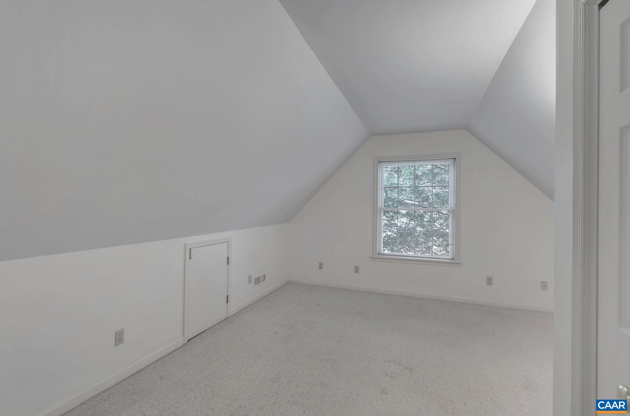 4750 CLOVER RIDGE CT