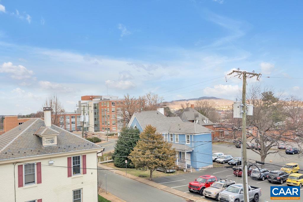 820 EAST HIGH ST Unit: 13