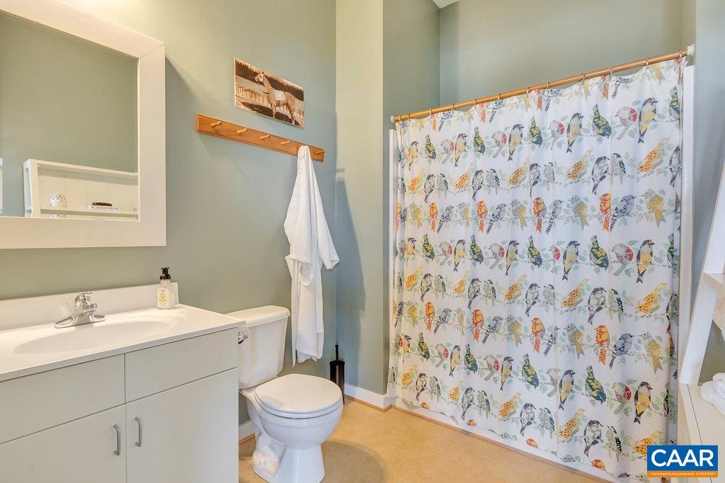820 EAST HIGH ST Unit: 13