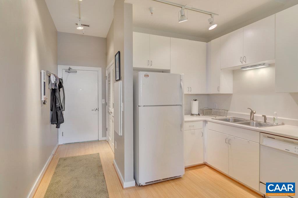 820 EAST HIGH ST Unit: 13