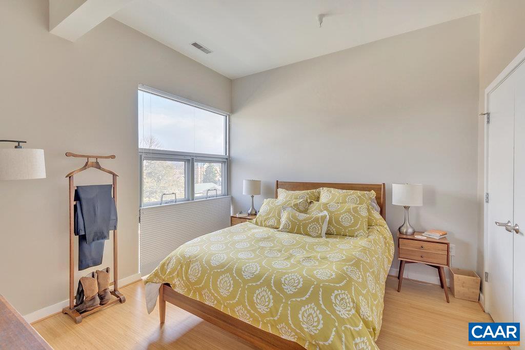 820 EAST HIGH ST Unit: 13