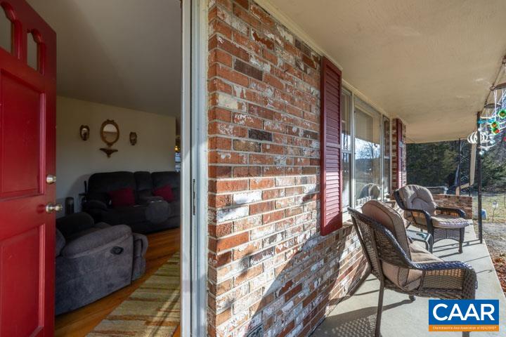 351 JUDGES RD