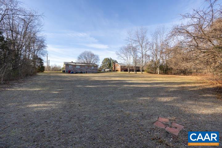 351 JUDGES RD