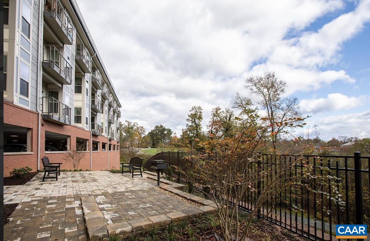 615 RIO ROAD EAST Unit: 322
