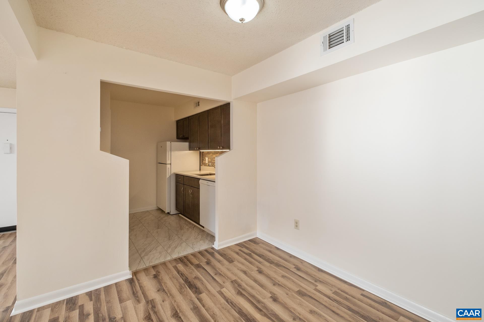113 TURTLE CREEK RD Unit: 4
