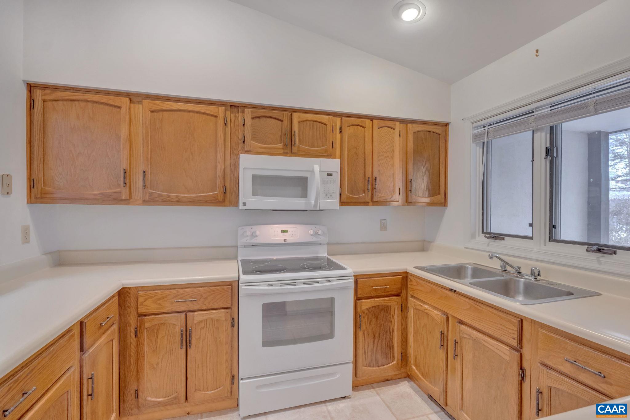 1255 BRANCHLANDS DR