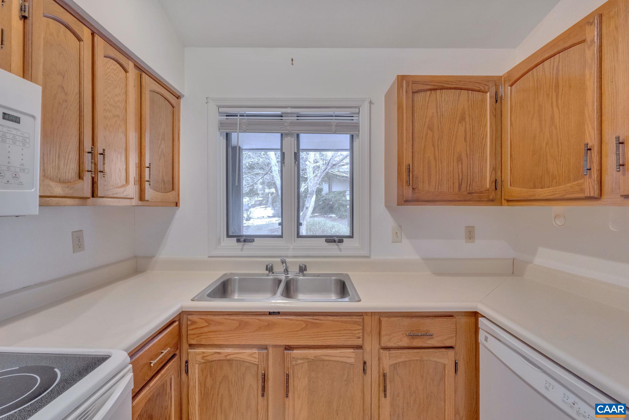 1255 BRANCHLANDS DR