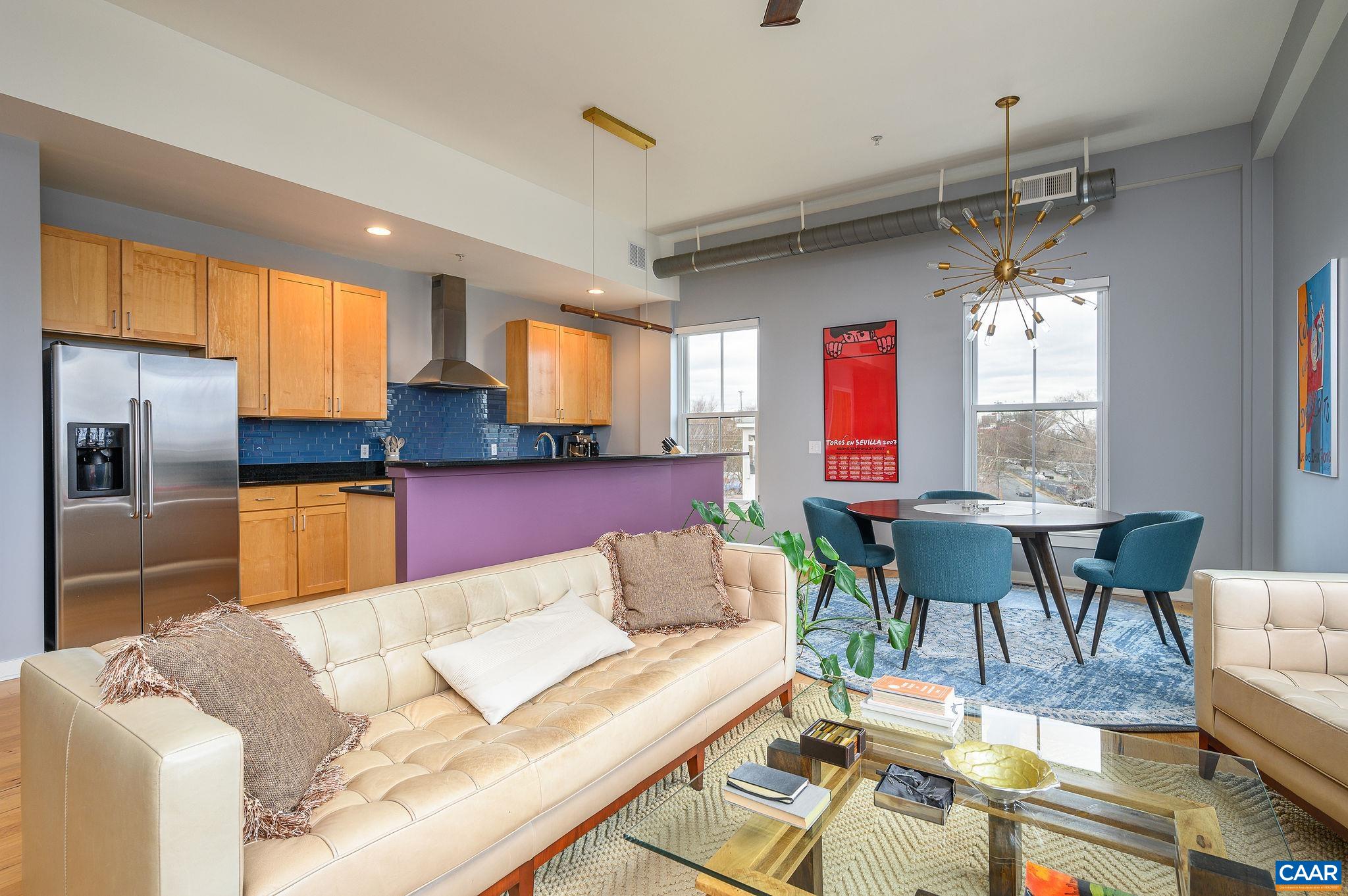 202 DOUGLAS AVE Unit: 3C