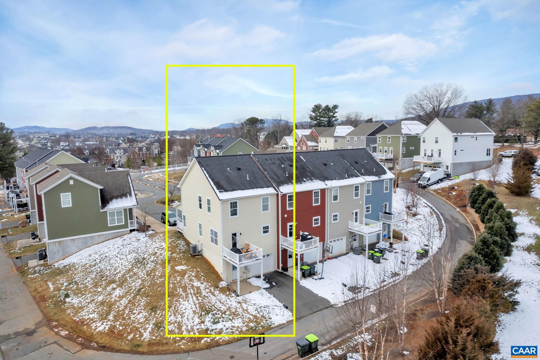 1279 HADEN PL