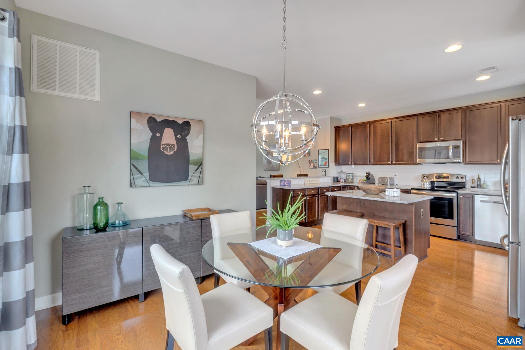 1279 HADEN PL