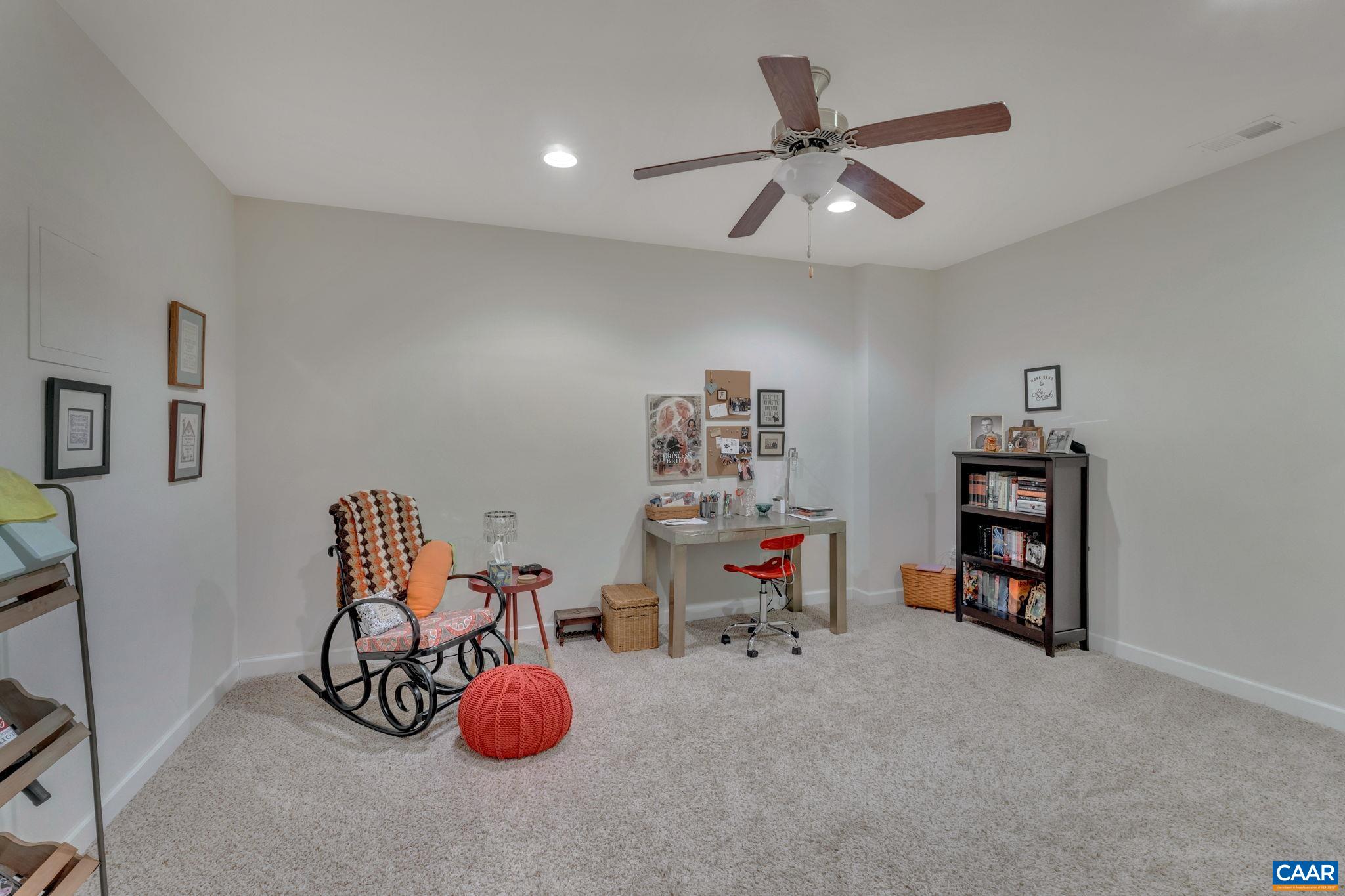 1279 HADEN PL
