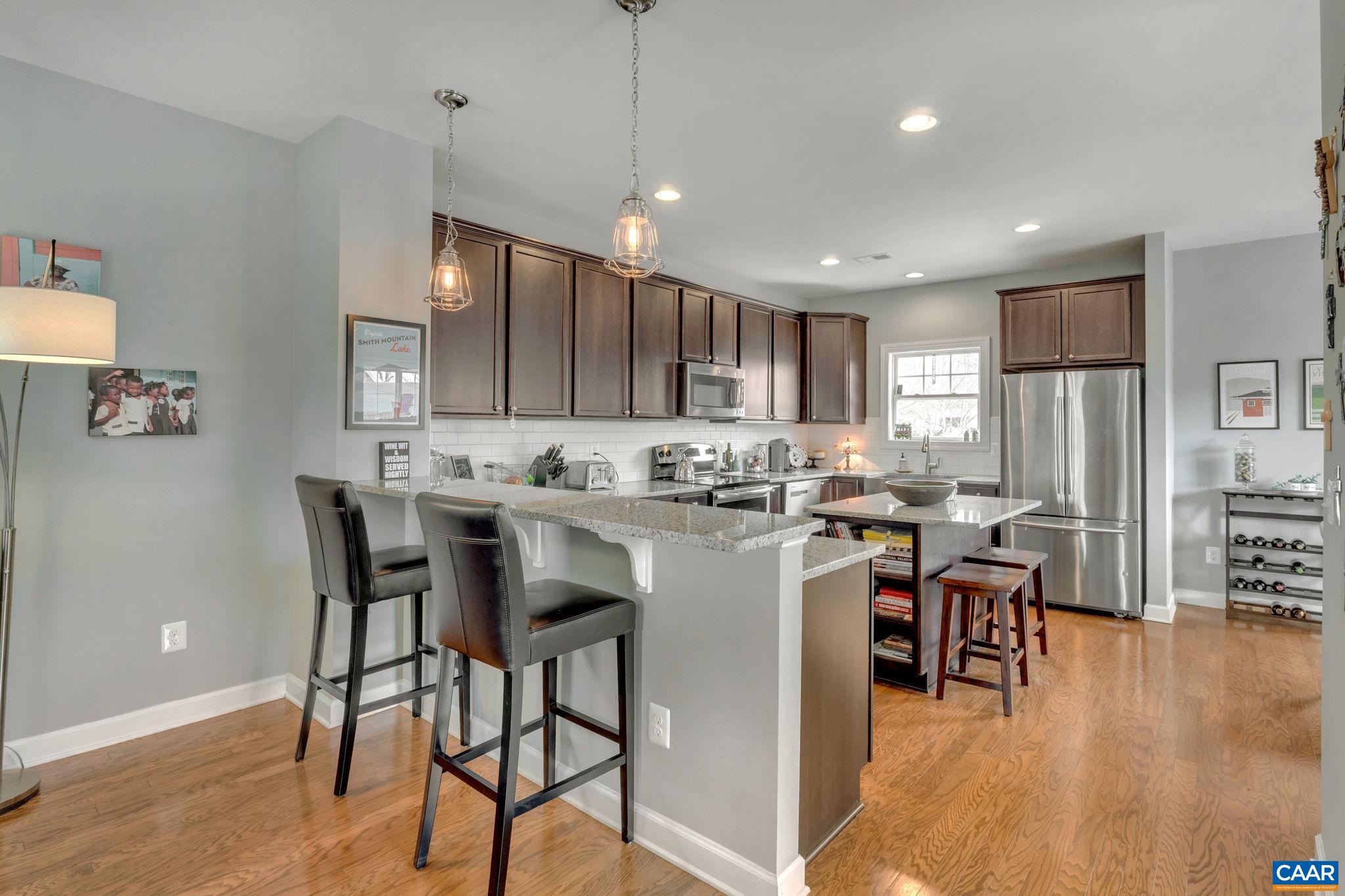 1279 HADEN PL