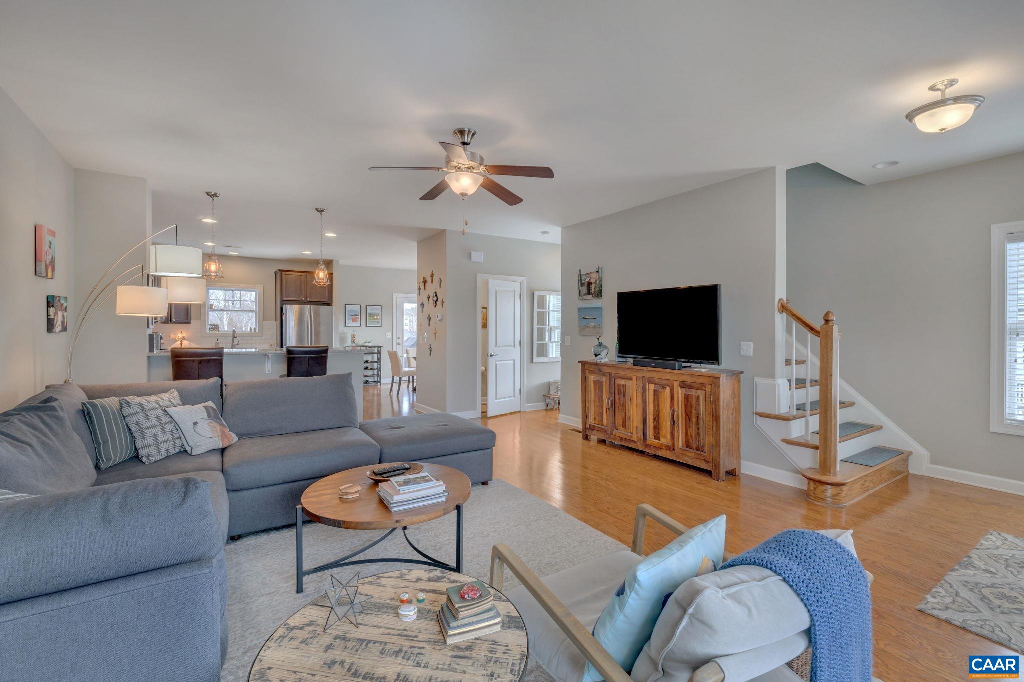 1279 HADEN PL