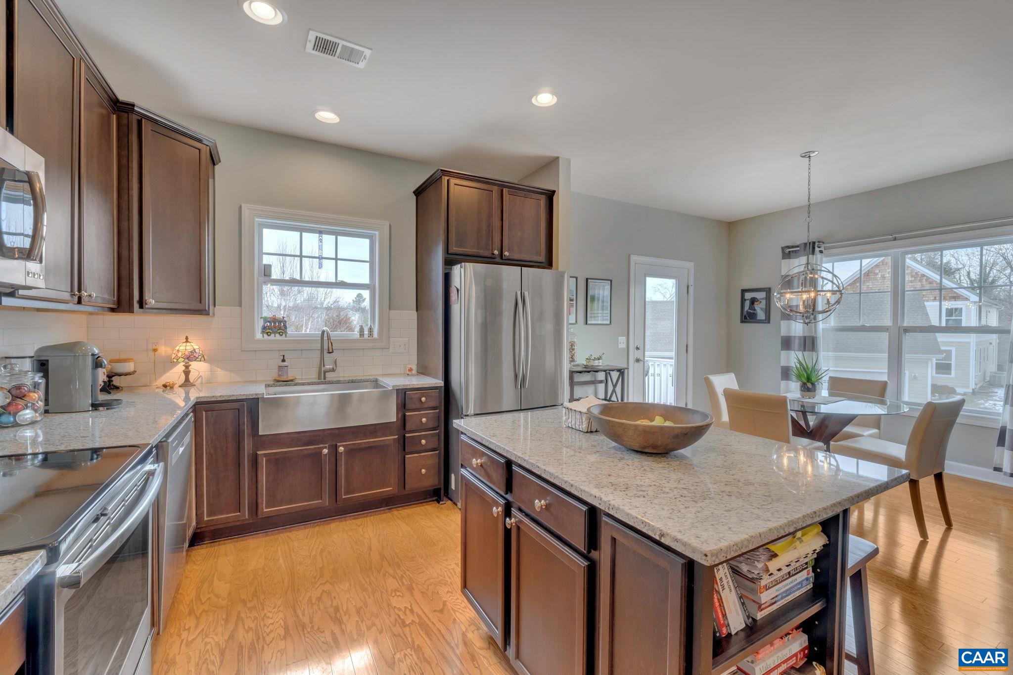 1279 HADEN PL