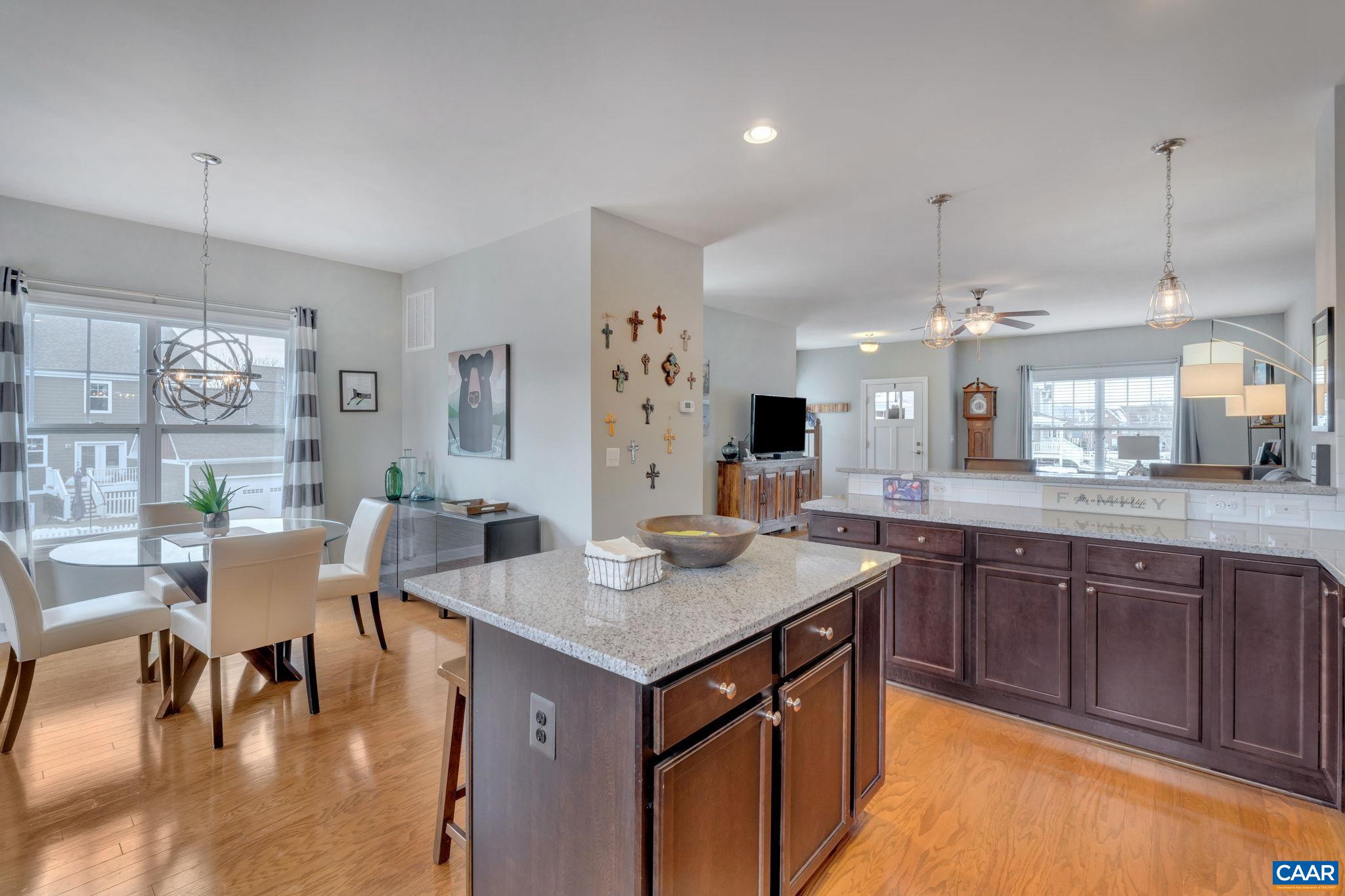 1279 HADEN PL