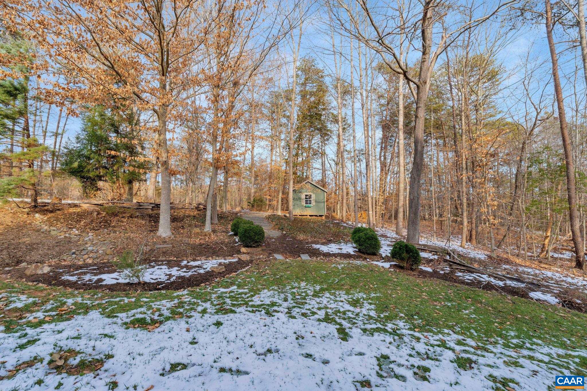 2940 DAVENTRY LN