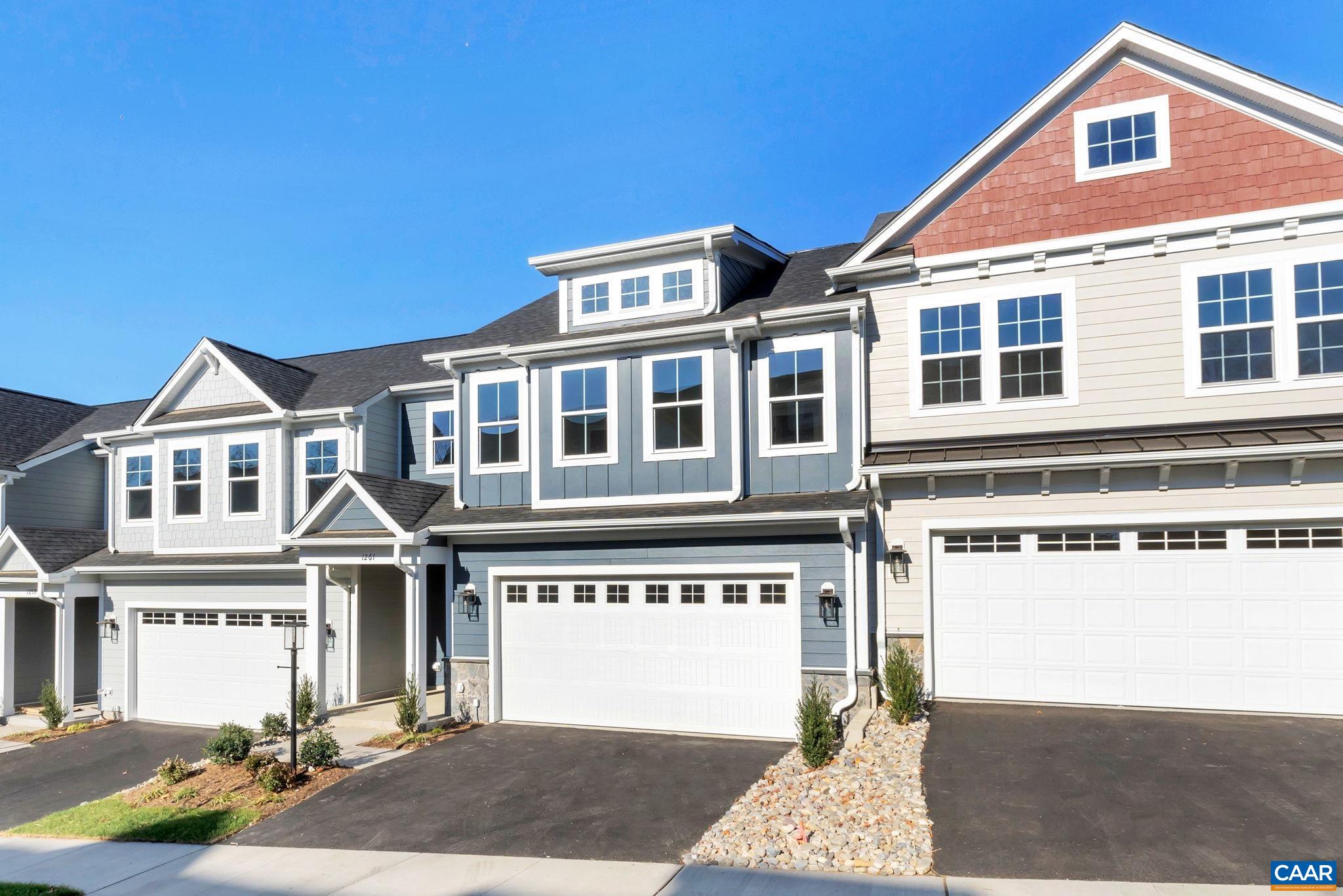 1317 LACONIA LN