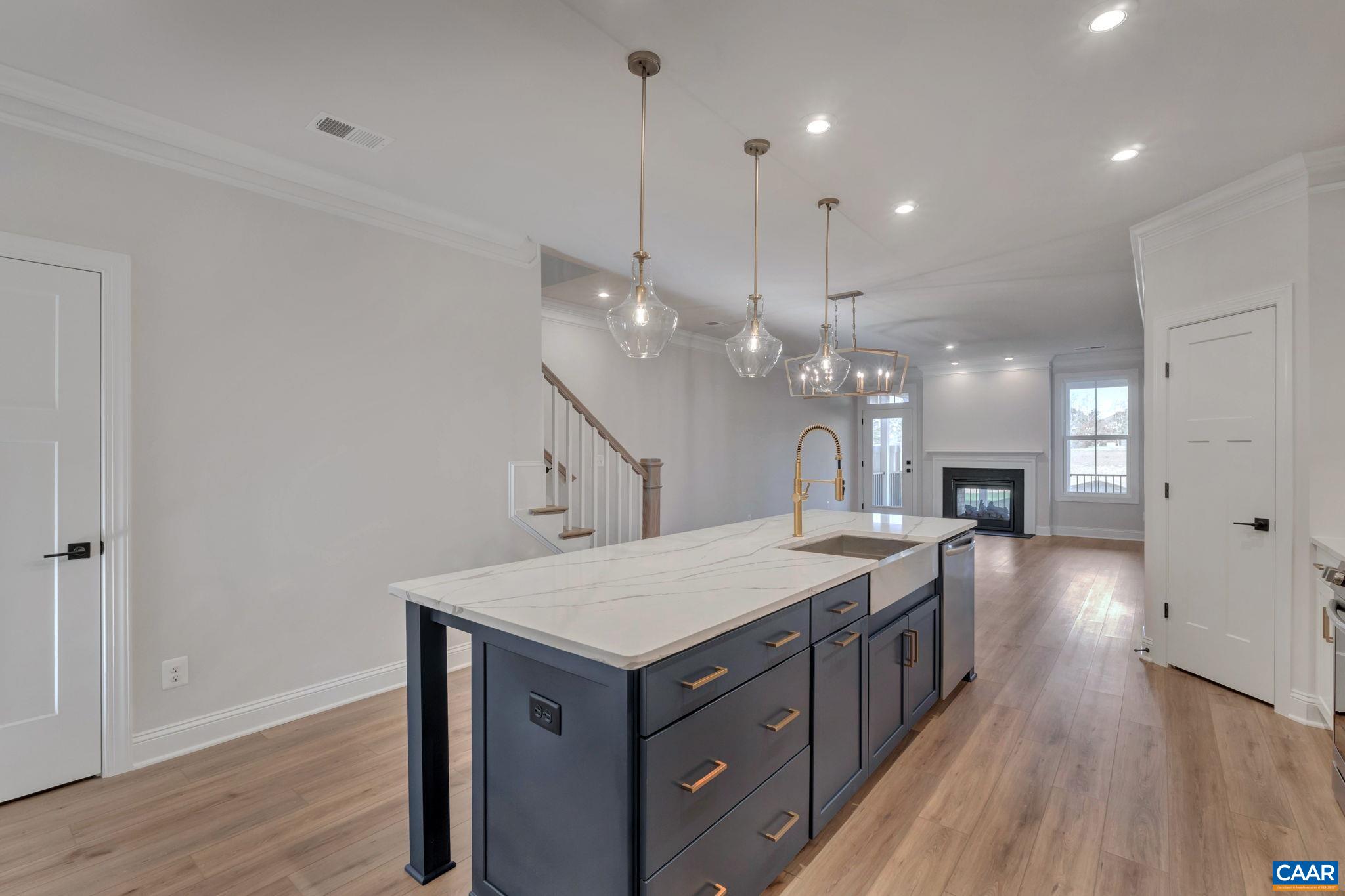 1317 LACONIA LN