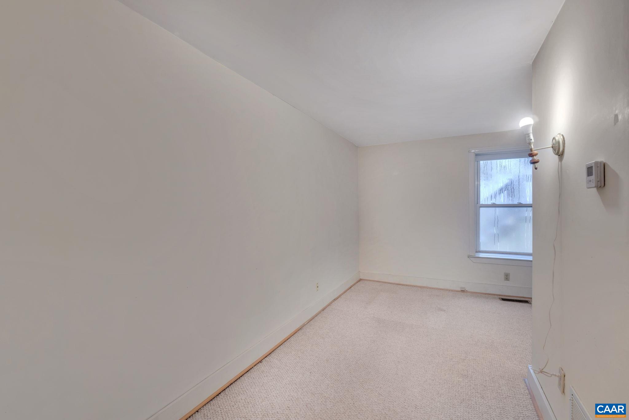 138 BUCKINGHAM CIR