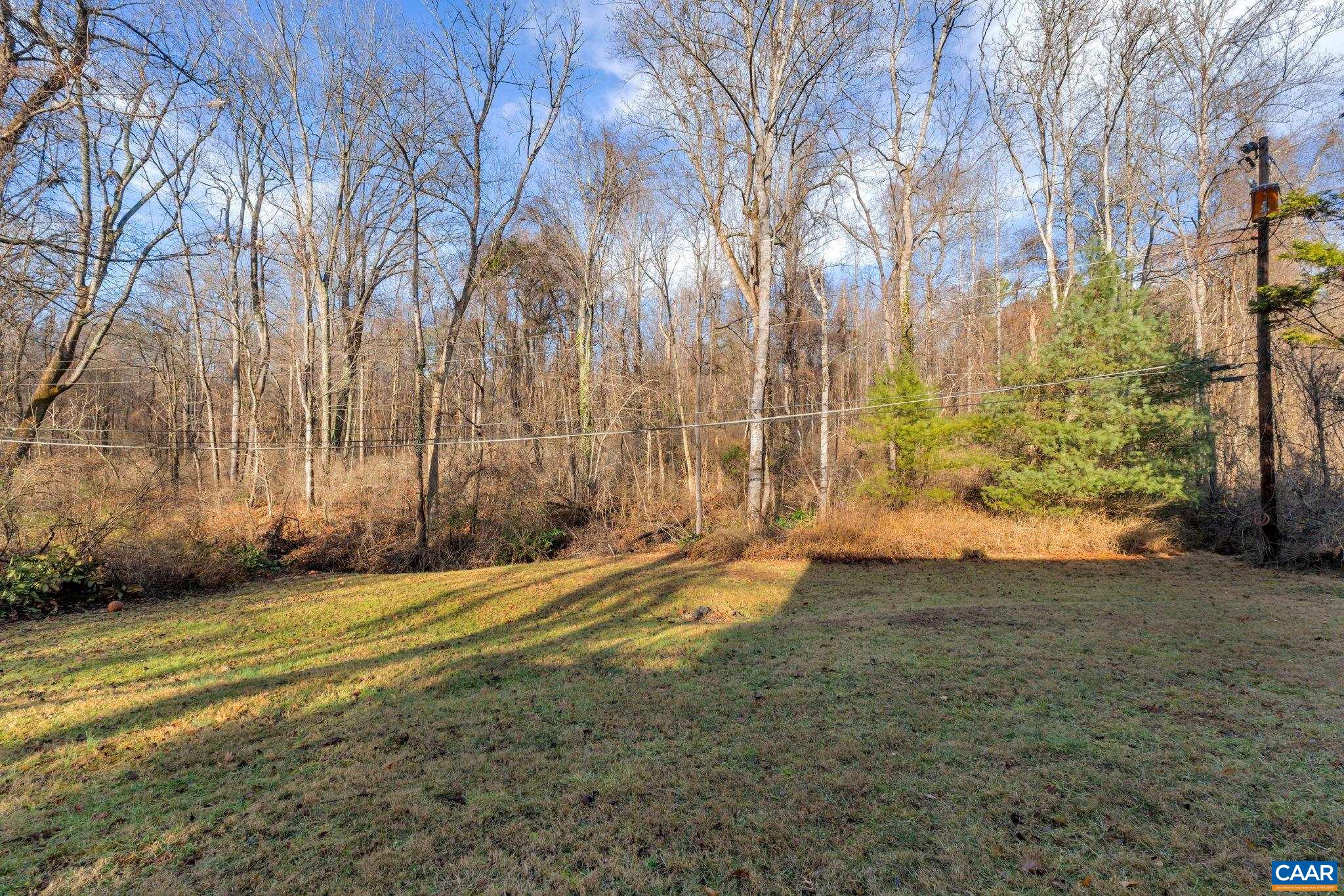 138 BUCKINGHAM CIR