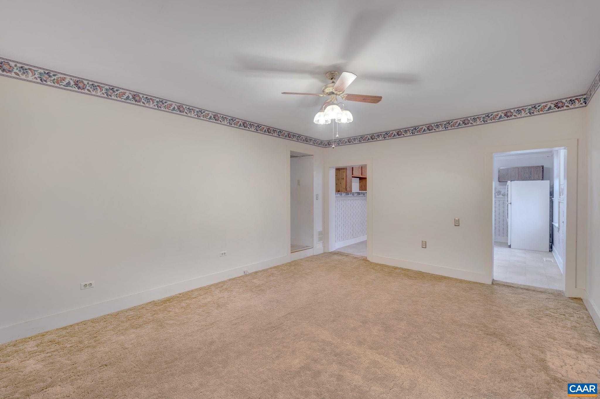 138 BUCKINGHAM CIR