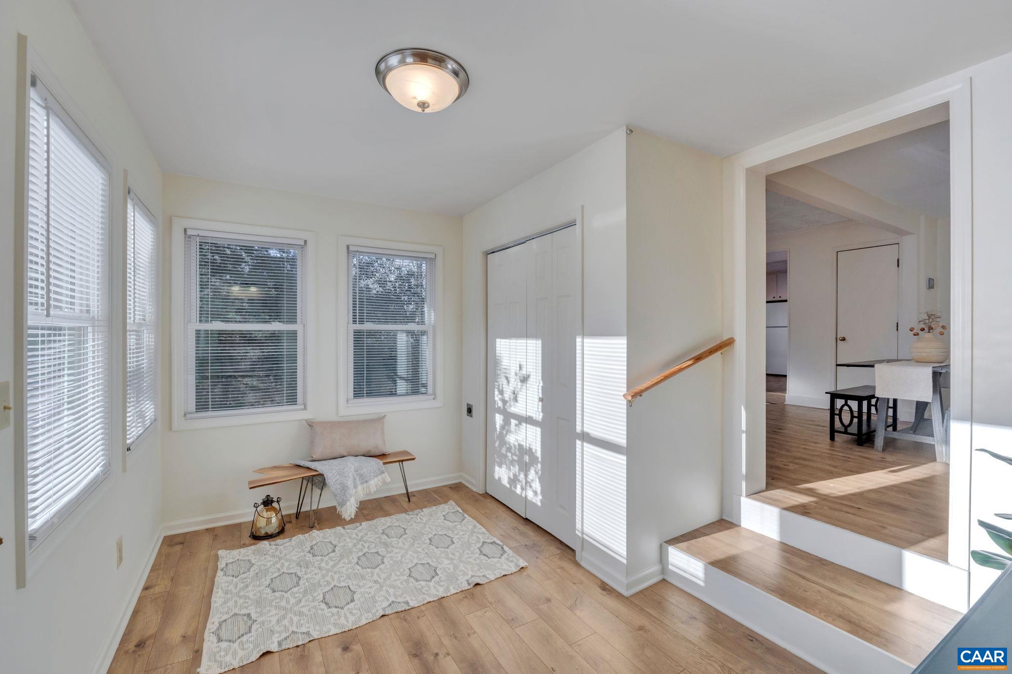 138 BUCKINGHAM CIR