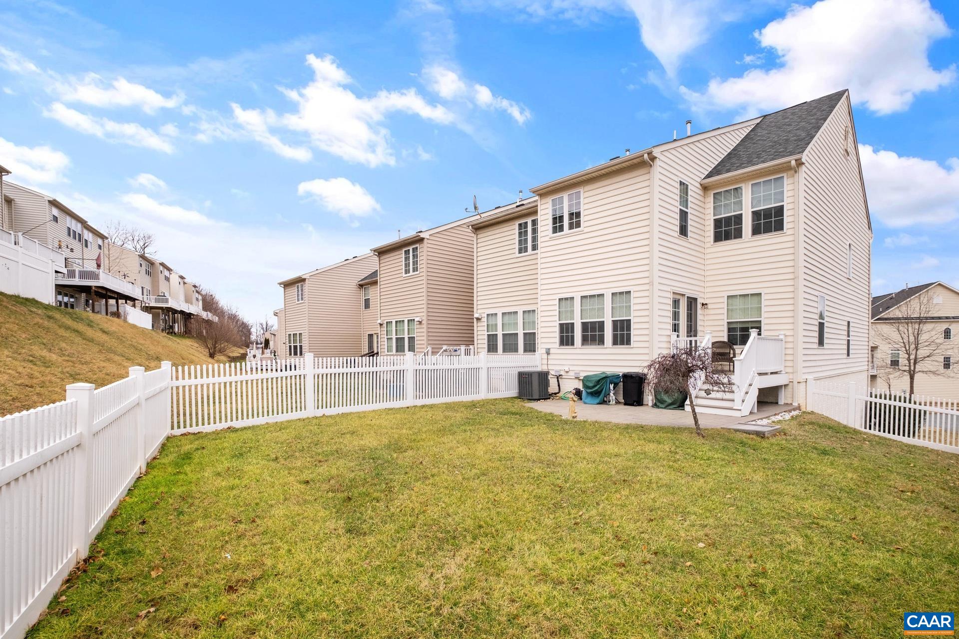 1909 ASHEVILLE DR