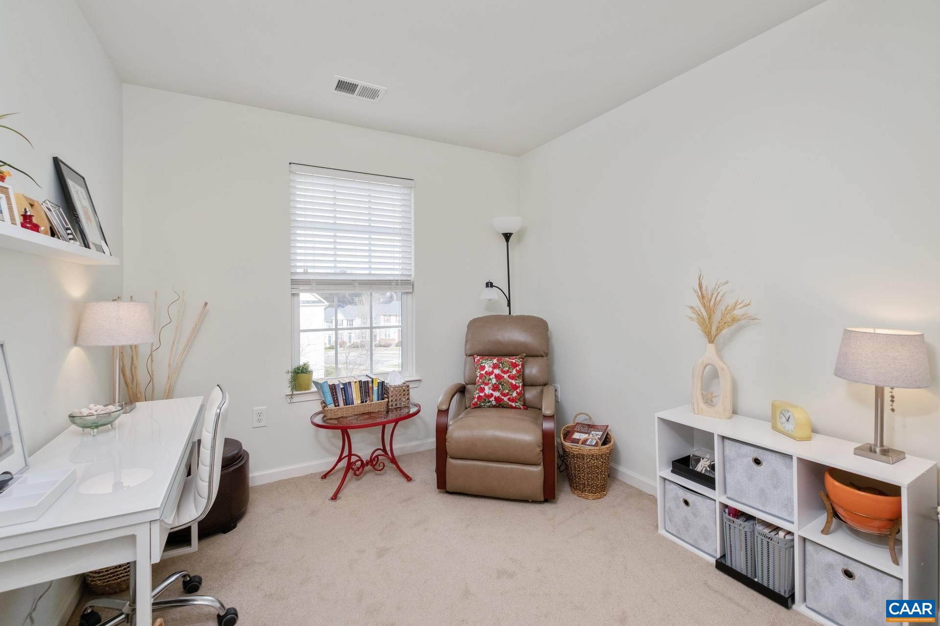 1909 ASHEVILLE DR