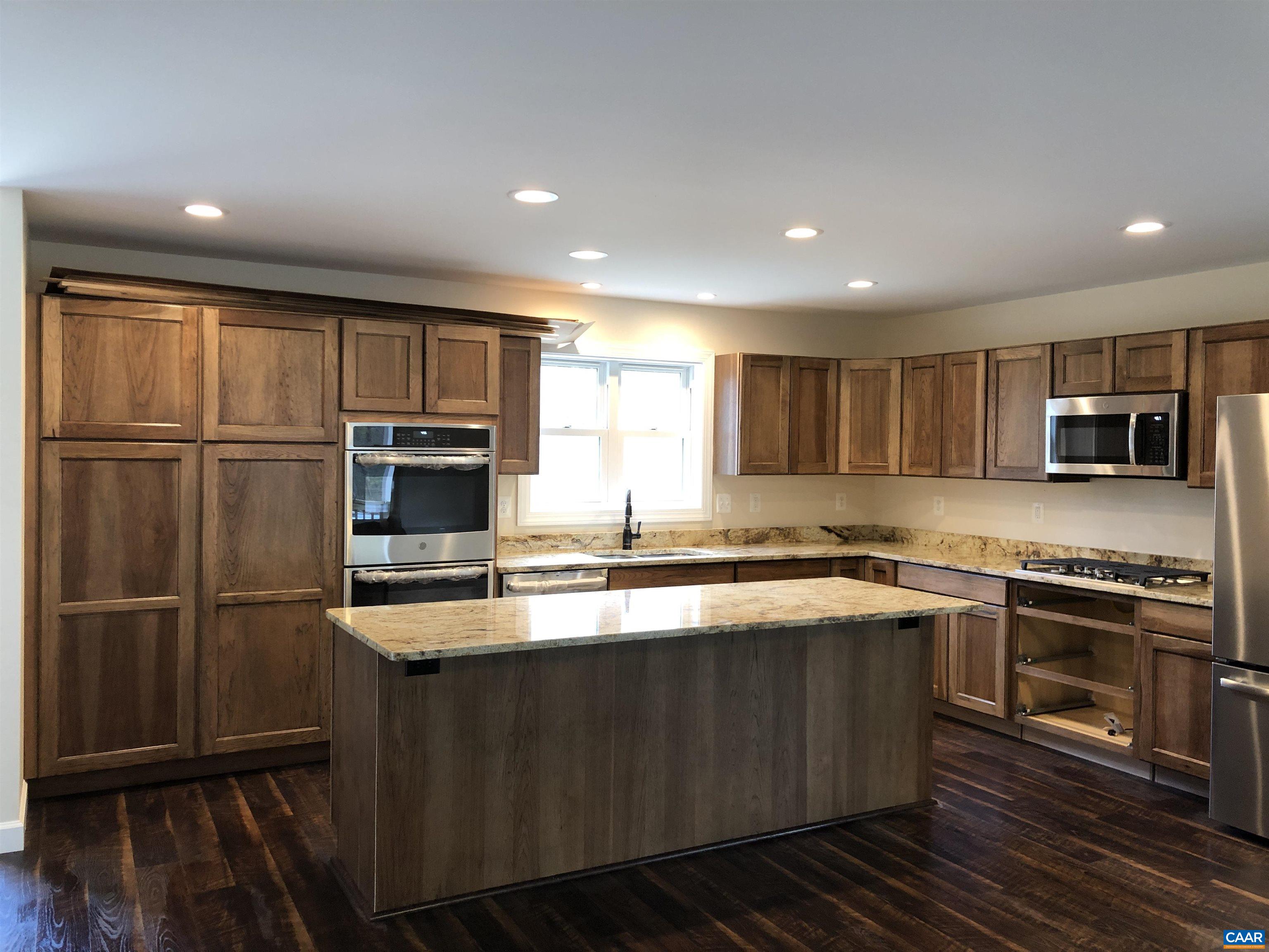 2150c MOORE RD Unit: Lot 7
