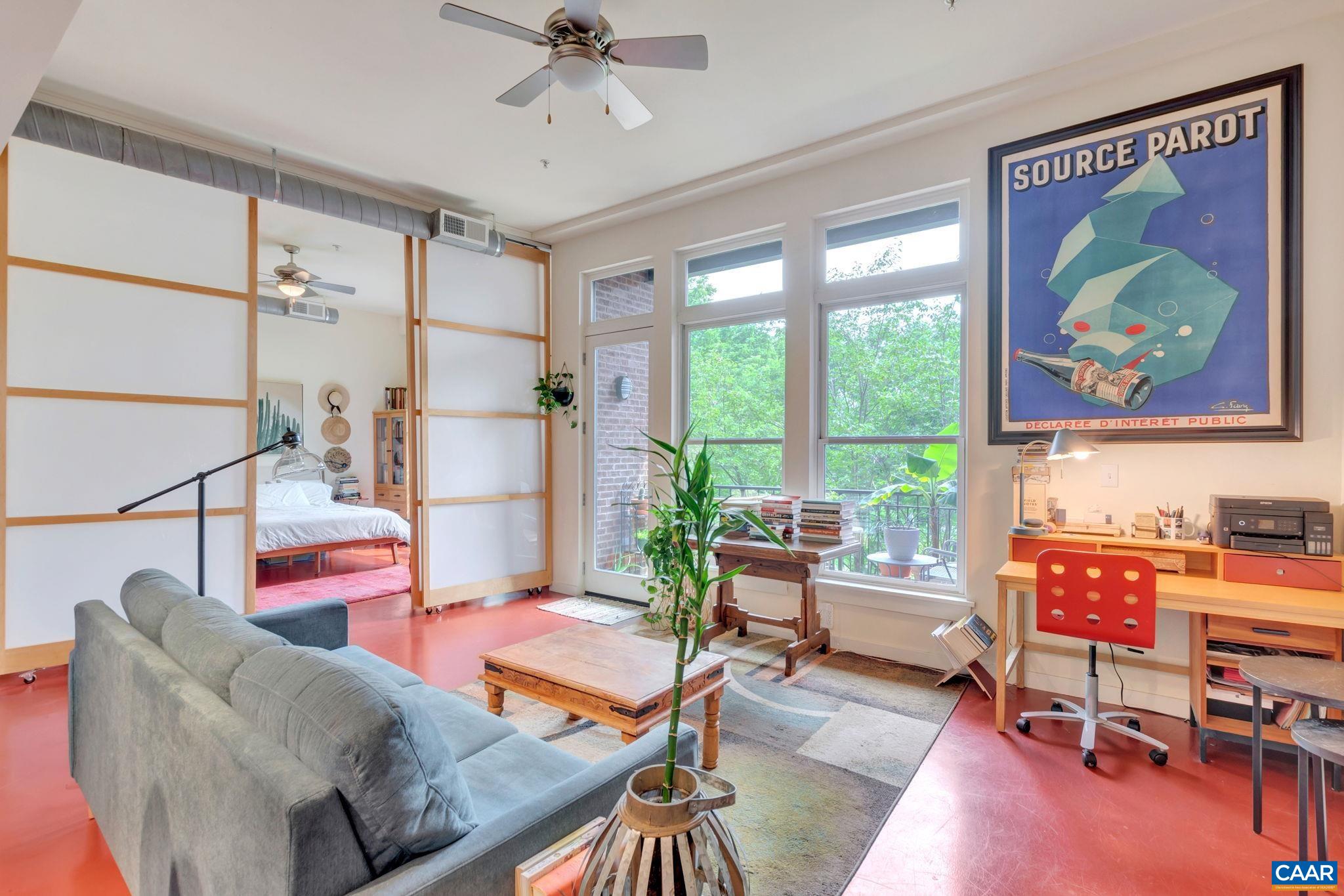 202 DOUGLAS AVE Unit: 2E