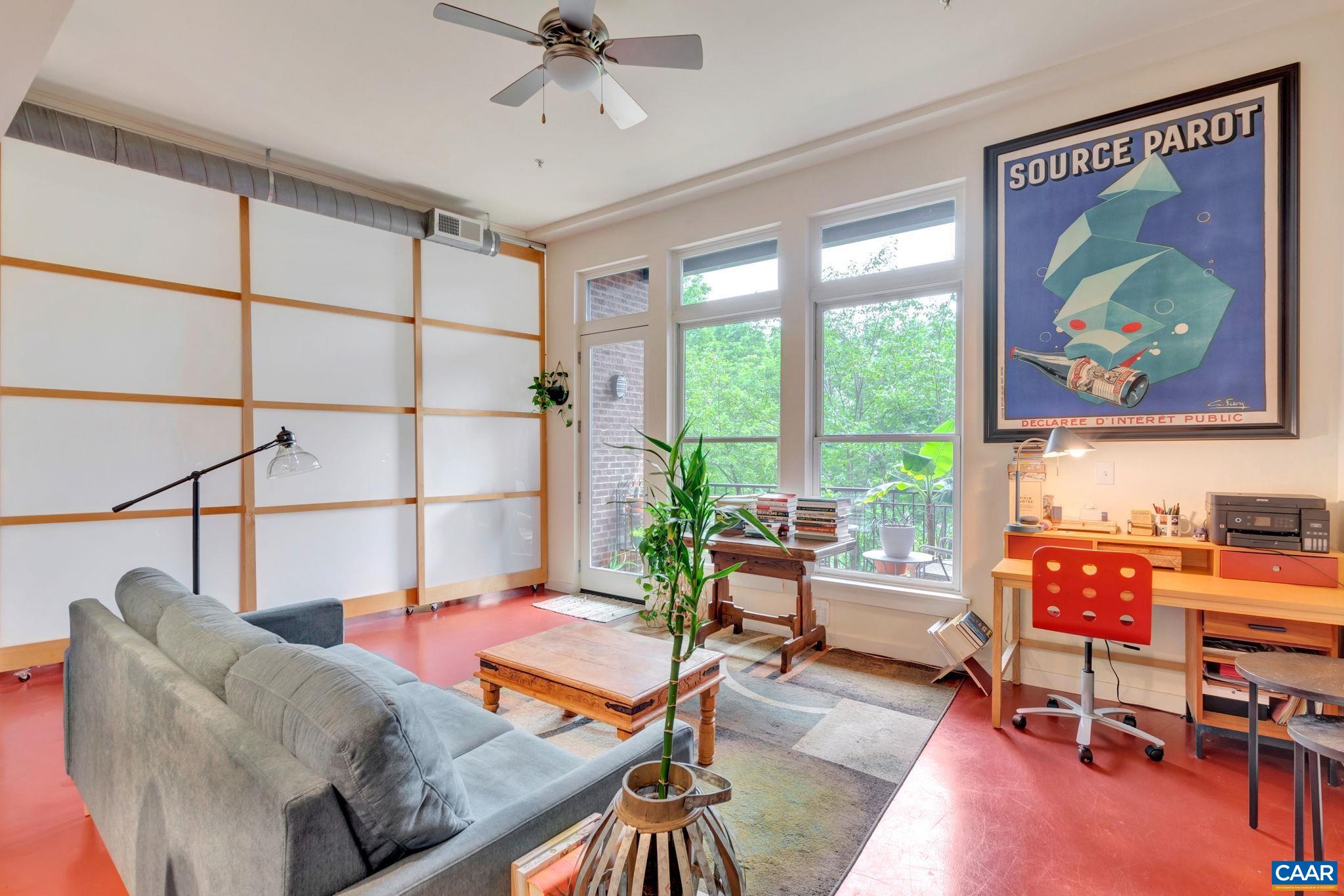 202 DOUGLAS AVE Unit: 2E
