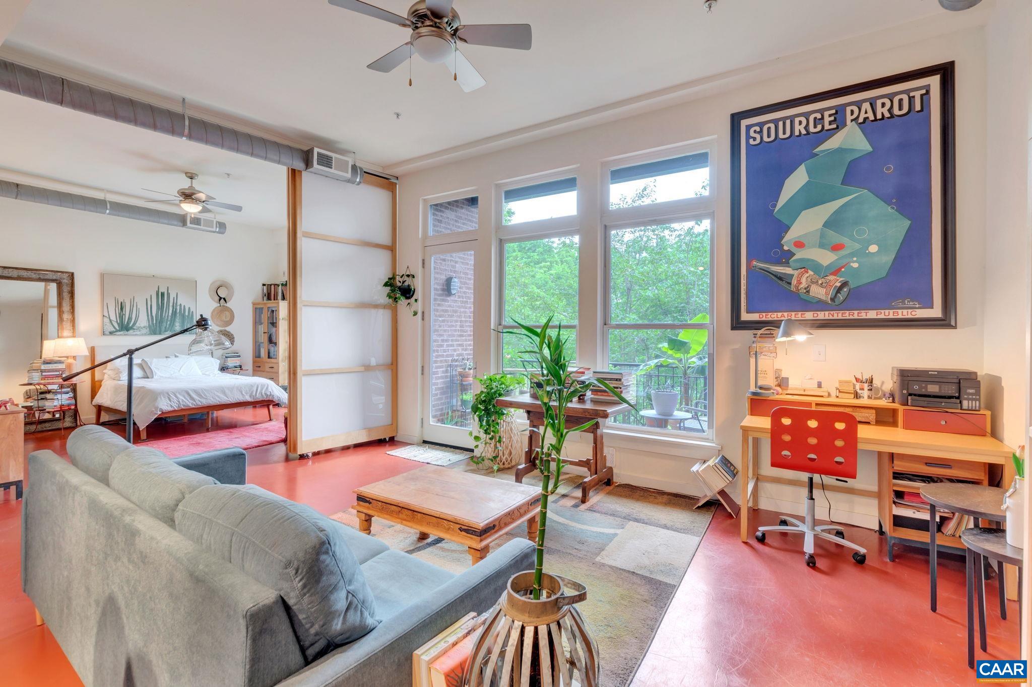 202 DOUGLAS AVE Unit: 2E