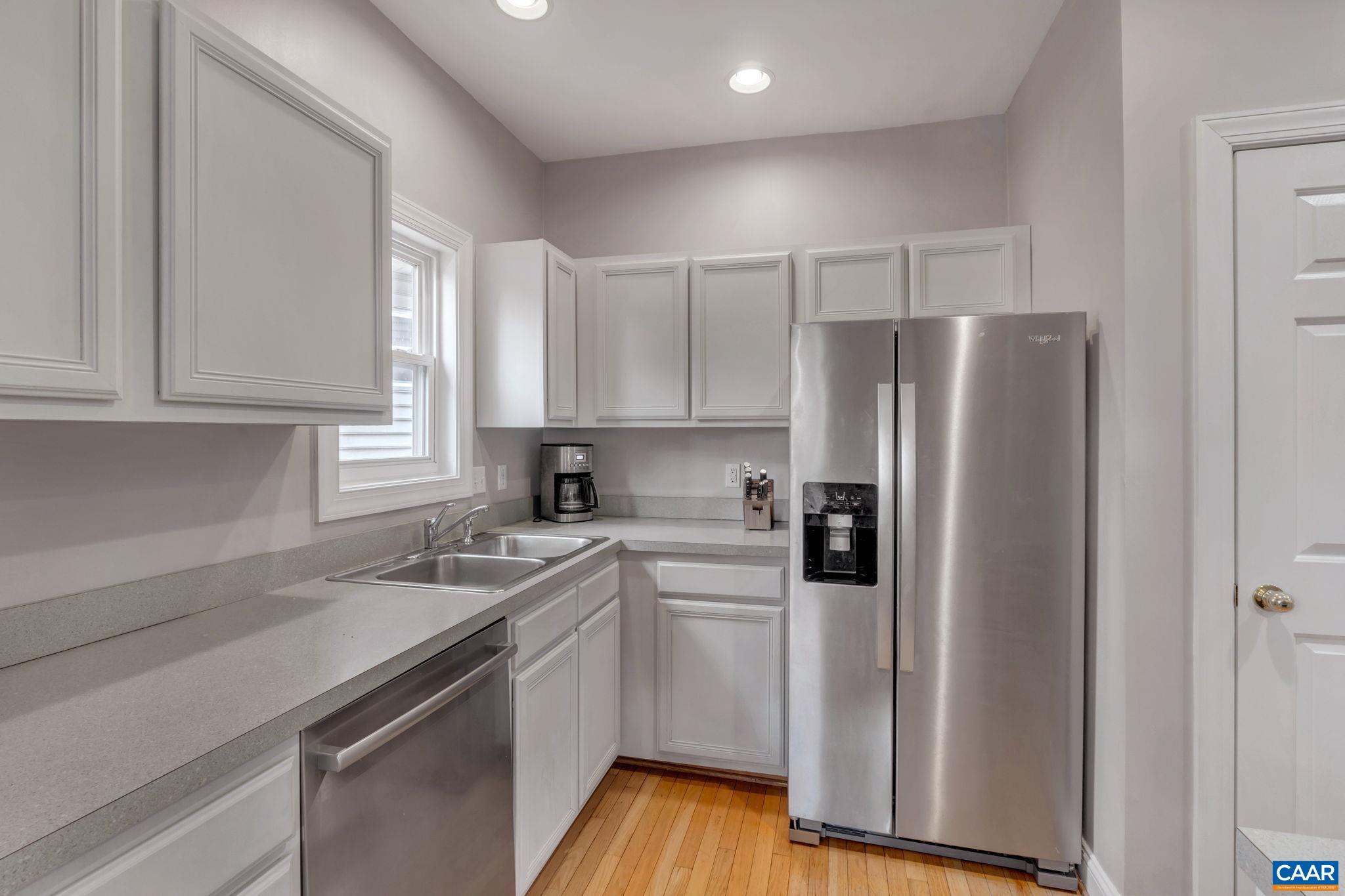 1105 DRUID AVE Unit: M