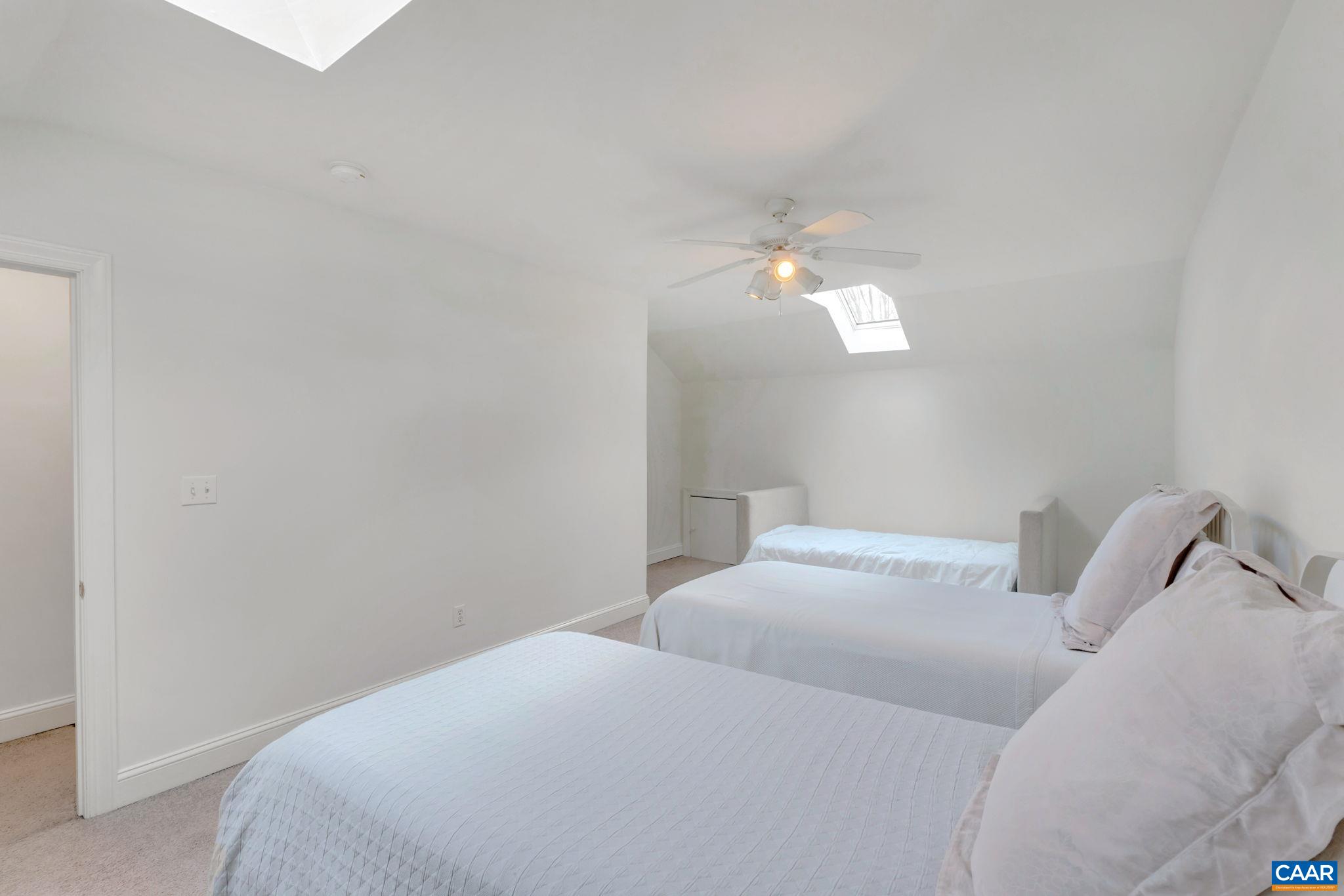 1105 DRUID AVE Unit: M