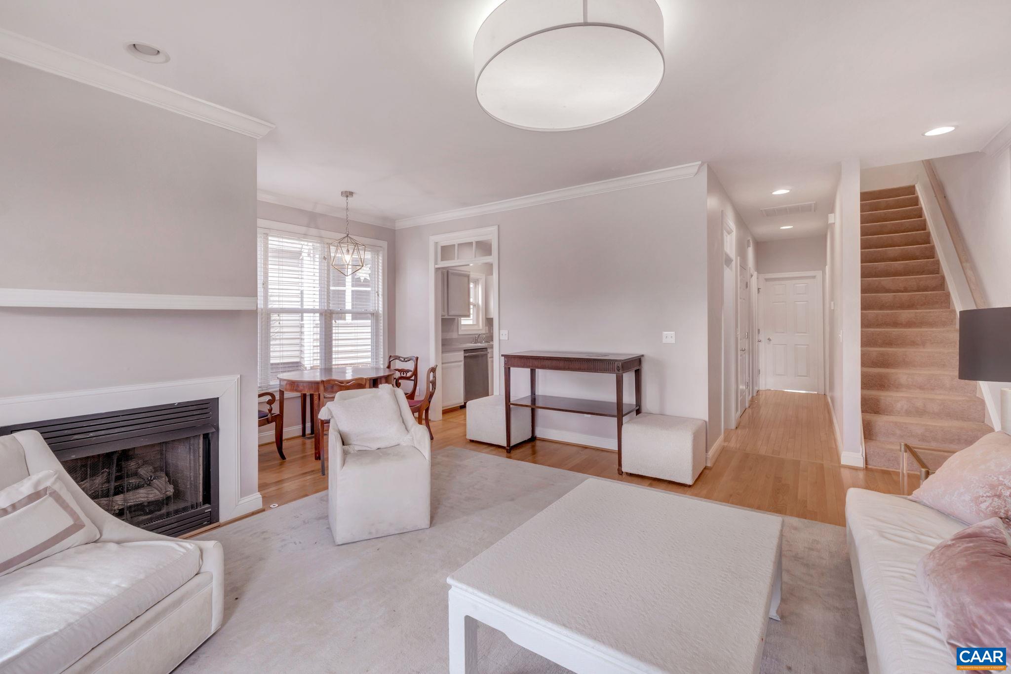 1105 DRUID AVE Unit: M